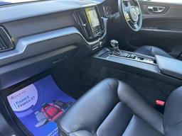 Volvo XC60 2.0 T4 Edition Auto Euro 6 (s/s) 5dr at 8th