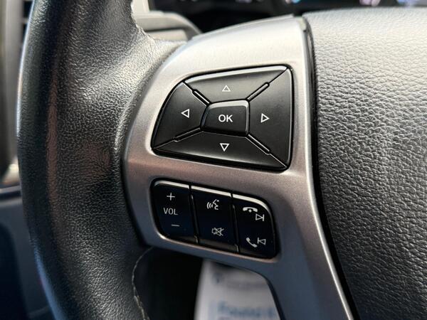 Ford Ranger 2.2 TDCi Limited 1 4WD Euro 5 (s/s) 4dr (Eco Axle)