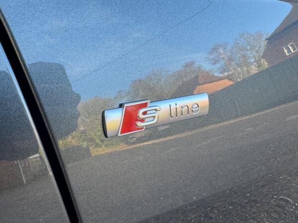 Audi A6 Avant 2.0 TFSI 45 Black Edition S Tronic quattro Euro 6 (s/s) 5dr