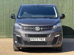Vauxhall Vivaro 2.0 Turbo D 3100 Pro L2 H1 Euro 6 (s/s) 6dr at 5th