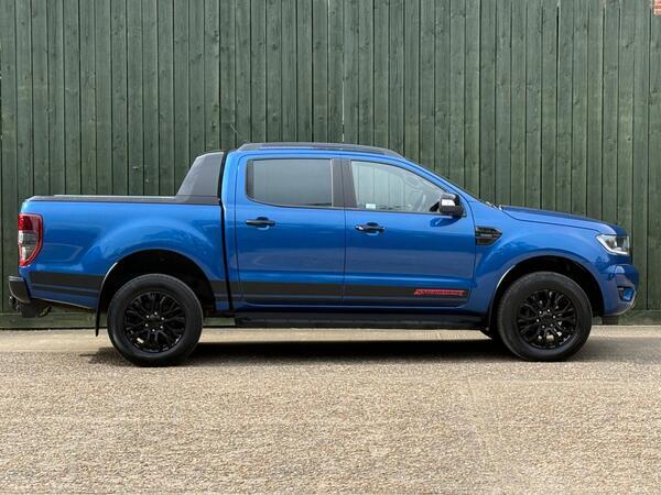 Ford Ranger 2.0 EcoBlue Stormtrak Pickup Double Cab 4dr Diesel Auto 4WD Euro 6 (s/s) (213 ps)