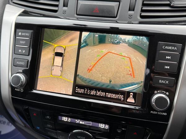 Nissan Navara 2.3 dCi Tekna 4WD Euro 6 (s/s) 4dr