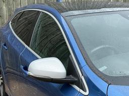 Volvo V40 2.0 D3 R-Design Edition Auto Euro 6 (s/s) 5dr at 46th