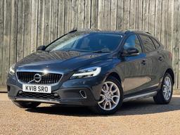 Volvo V40 Cross Country 1.5 T3 Pro Auto Euro 6 (s/s) 5dr at 8th