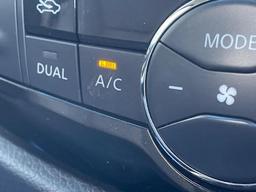 Nissan Navara 2.3 dCi Trek -1 4WD Euro 6 (s/s) 4dr at 42th