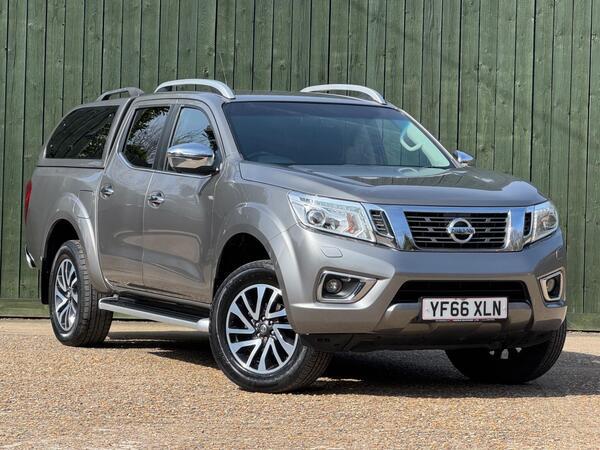 Nissan Navara 2.3 dCi Tekna Auto 4WD Euro 6 4dr
