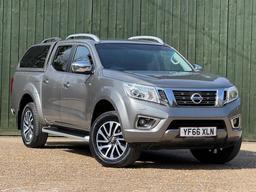 Nissan Navara 2.3 dCi Tekna Auto 4WD Euro 6 4dr at 0th