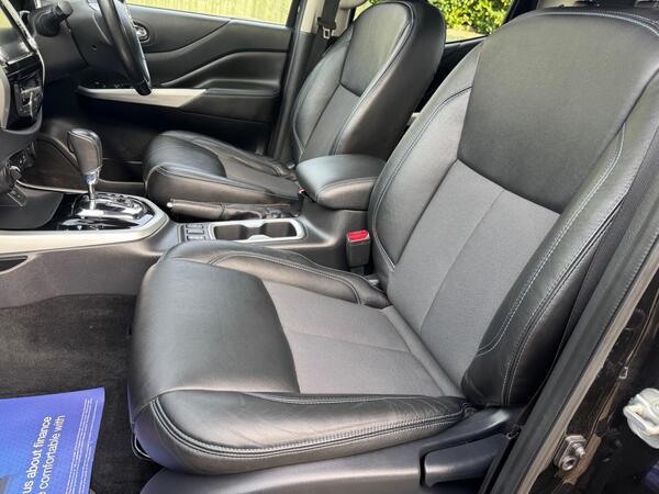 Nissan Navara 2.3 dCi N-Guard Auto 4WD Euro 6 4dr
