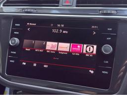 Volkswagen Tiguan 2.0 TDI R-Line Tech DSG 4Motion Euro 6 (s/s) 5dr at 15th