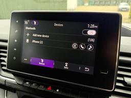 Renault Trafic 2.0 dCi Blue LL30 Sport Crew Van L2 H1 Euro 6 (s/s) 6dr at 11th