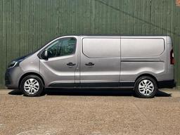 Renault Trafic 2.0 dCi ENERGY 30 Sport LWB Standard Roof Euro 6 (s/s) 5dr at 6th
