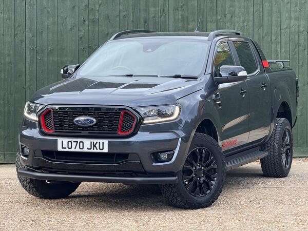 Ford Ranger 2.0 EcoBlue Thunder Pickup Double Cab 4dr Diesel Auto 4WD Euro 6 (s/s) (213 ps)