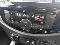 Nissan Navara 2.3 dCi Tekna 4WD Euro 6 (s/s) 4dr at 16th