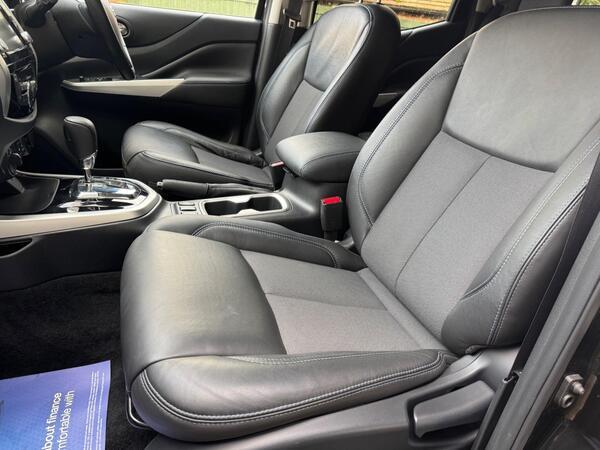 Nissan Navara 2.3 dCi N-Guard Auto 4WD Euro 6 4dr