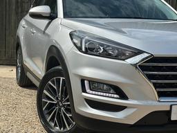 Hyundai TUCSON 1.6 GDi Premium Euro 6 (s/s) 5dr at 15th
