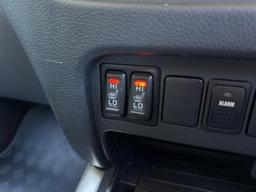 Mitsubishi L200 2.4 DI-D DC Challenger Auto 4WD Euro 6 4dr at 22th