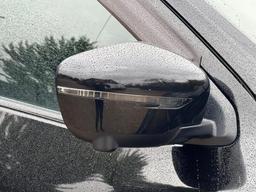 Nissan Navara 2.3 dCi N-Guard Auto 4WD Euro 6 4dr at 49th