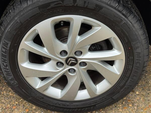 Citroen Dispatch 1.5 BlueHDi 1000 Enterprise Pro XS FWD 1 Euro 6 (s/s) 6dr