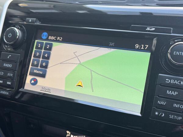 Nissan Navara 2.3 dCi Tekna Auto 4WD Euro 6 4dr