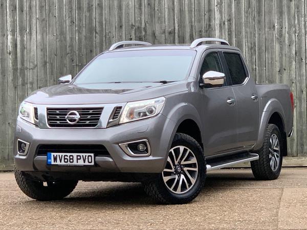 Nissan Navara 2.3 dCi Tekna 4WD Euro 6 (s/s) 4dr