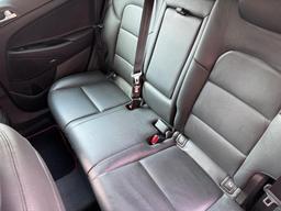 Hyundai TUCSON 1.6 T-GDi Premium Euro 6 (s/s) 5dr at 27th