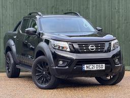 Nissan Navara 2.3 dCi N-Guard Auto 4WD Euro 6 4dr at 0th