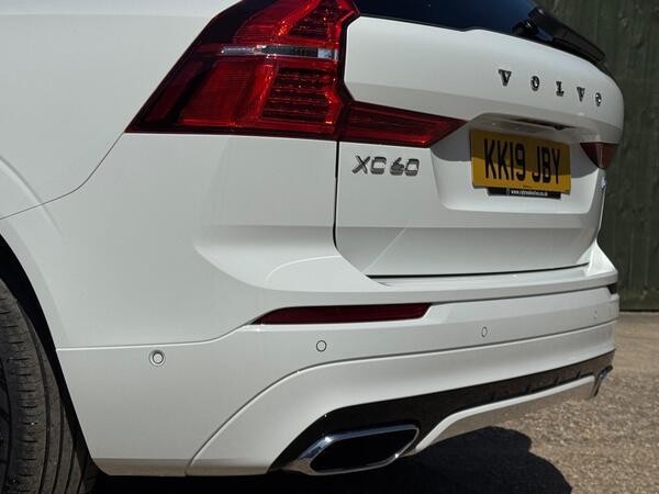Volvo XC60 2.0 D4 R-Design Auto Euro 6 (s/s) 5dr