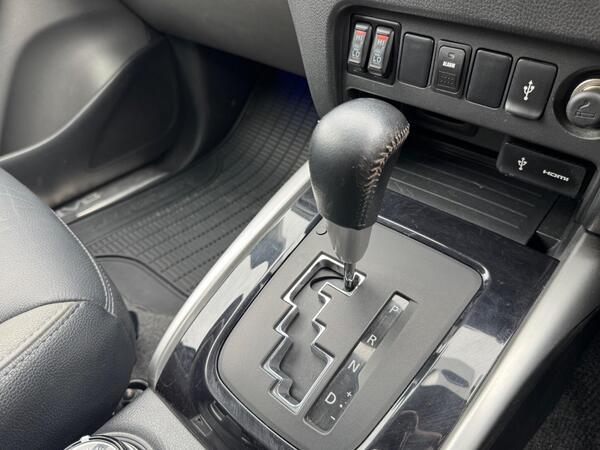 Mitsubishi L200 2.4 DI-D DC Barbarian Auto 4WD Euro 6 4dr