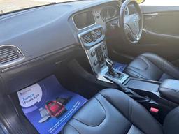Volvo V40 Cross Country 1.5 T3 Pro Auto Euro 6 (s/s) 5dr at 4th