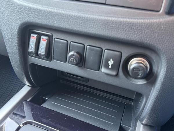 Mitsubishi L200 2.4 DI-D DC Barbarian Auto 4WD Euro 6 4dr