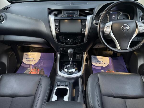 Nissan Navara 2.3 dCi N-Guard Auto 4WD Euro 6 4dr