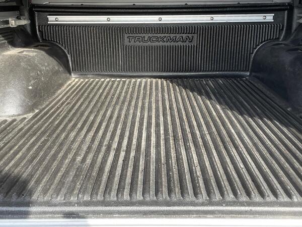 Nissan Navara 2.3 dCi Tekna 4WD Euro 6 (s/s) 4dr