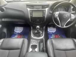 Nissan Navara 2.3 dCi N-Guard 4WD Euro 6 (s/s) 4dr at 2th