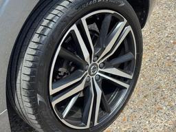 Volvo XC60 2.0 T5 R-Design Auto AWD Euro 6 (s/s) 5dr at 38th