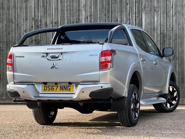 Mitsubishi L200 2.4 DI-D DC Barbarian 4WD Euro 6 4dr