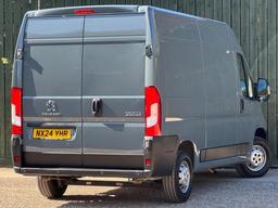 Peugeot Boxer 2.2 BlueHDi 335 Professional Premium + L2 H2 Euro 6 (s/s) 5dr at 19th