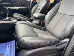 Nissan Navara 2.3 dCi N-Guard Auto 4WD Euro 6 4dr at 21th