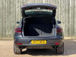 Porsche Macan 3.0 TD V6 S PDK 4WD Euro 6 (s/s) 5dr at 25th