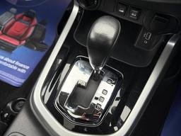 Nissan Navara 2.3 dCi N-Guard Auto 4WD Euro 6 4dr at 37th