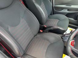 Renault Clio 1.6 TCe Renaultsport Nav Trophy EDC Euro 6 (s/s) 5dr at 16th
