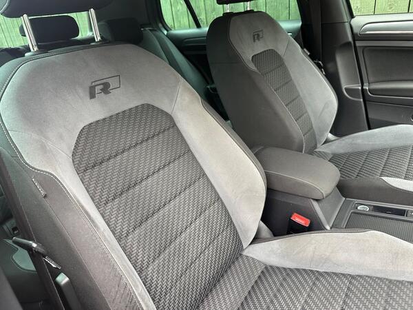 Volkswagen Golf 1.5 TSI EVO R-Line DSG Euro 6 (s/s) 5dr