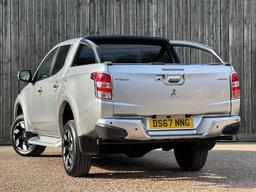 Mitsubishi L200 2.4 DI-D DC Barbarian 4WD Euro 6 4dr at 36th