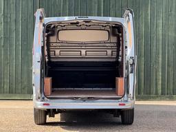 Renault Trafic 2.0 dCi Blue SL30 Extra Sport L1 H1 Euro 6 (s/s) 5dr at 15th