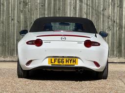 Mazda MX-5 1.5 SKYACTIV-G Icon Euro 6 2dr at 19th
