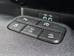 Ford Ranger 2.0 EcoBlue Thunder Pickup Double Cab 4dr Diesel Auto 4WD Euro 6 (s/s) (213 ps) at 28th