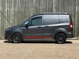 Ford Transit Courier 1.0 EcoBoost Sport L1 Euro 6 5dr at 12th