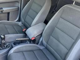 Volkswagen Touran 1.6 TDI SE Euro 5 5dr at 38th