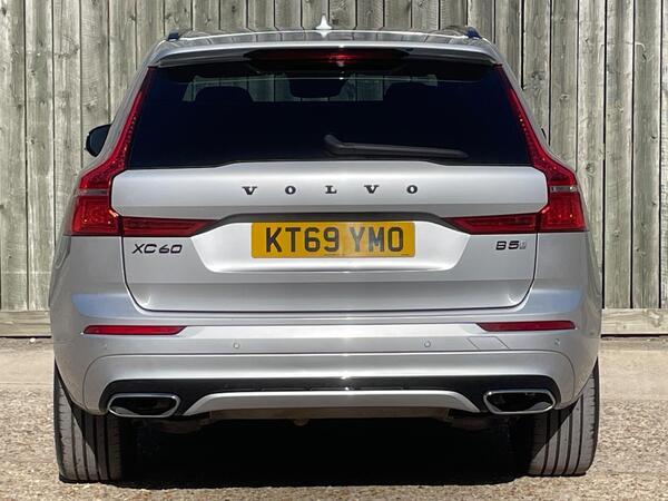 Volvo XC60 2.0 B5 MHEV R-Design Pro Auto Euro 6 (s/s) 5dr