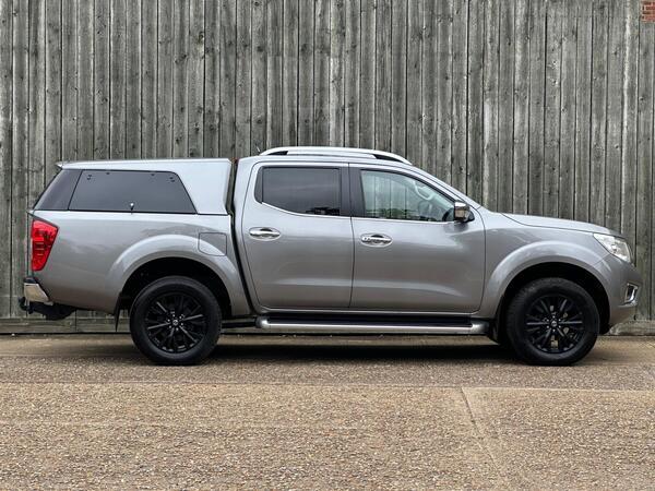 Nissan Navara 2.3 dCi Tekna Auto 4WD Euro 6 4dr