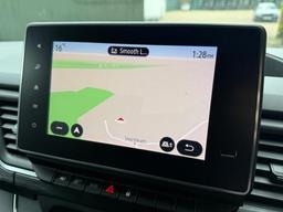 Renault Trafic 2.0 dCi Blue LL30 Sport Crew Van L2 H1 Euro 6 (s/s) 6dr at 3th